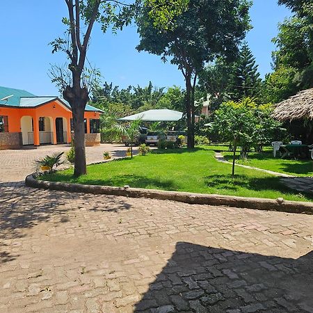 B-More Comfort Stay Boma la Ngombe ภายนอก รูปภาพ
