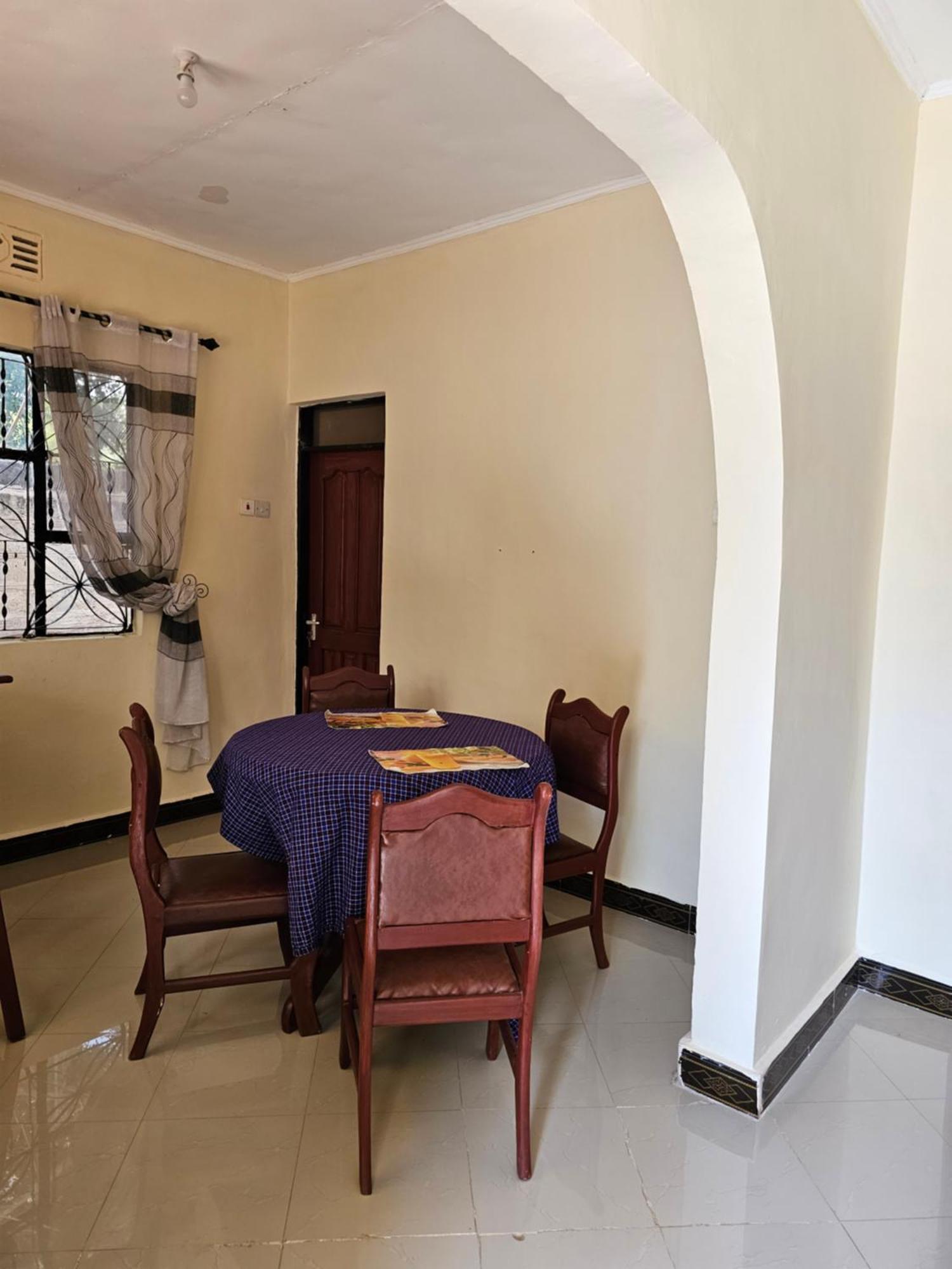 B-More Comfort Stay Boma la Ngombe ภายนอก รูปภาพ