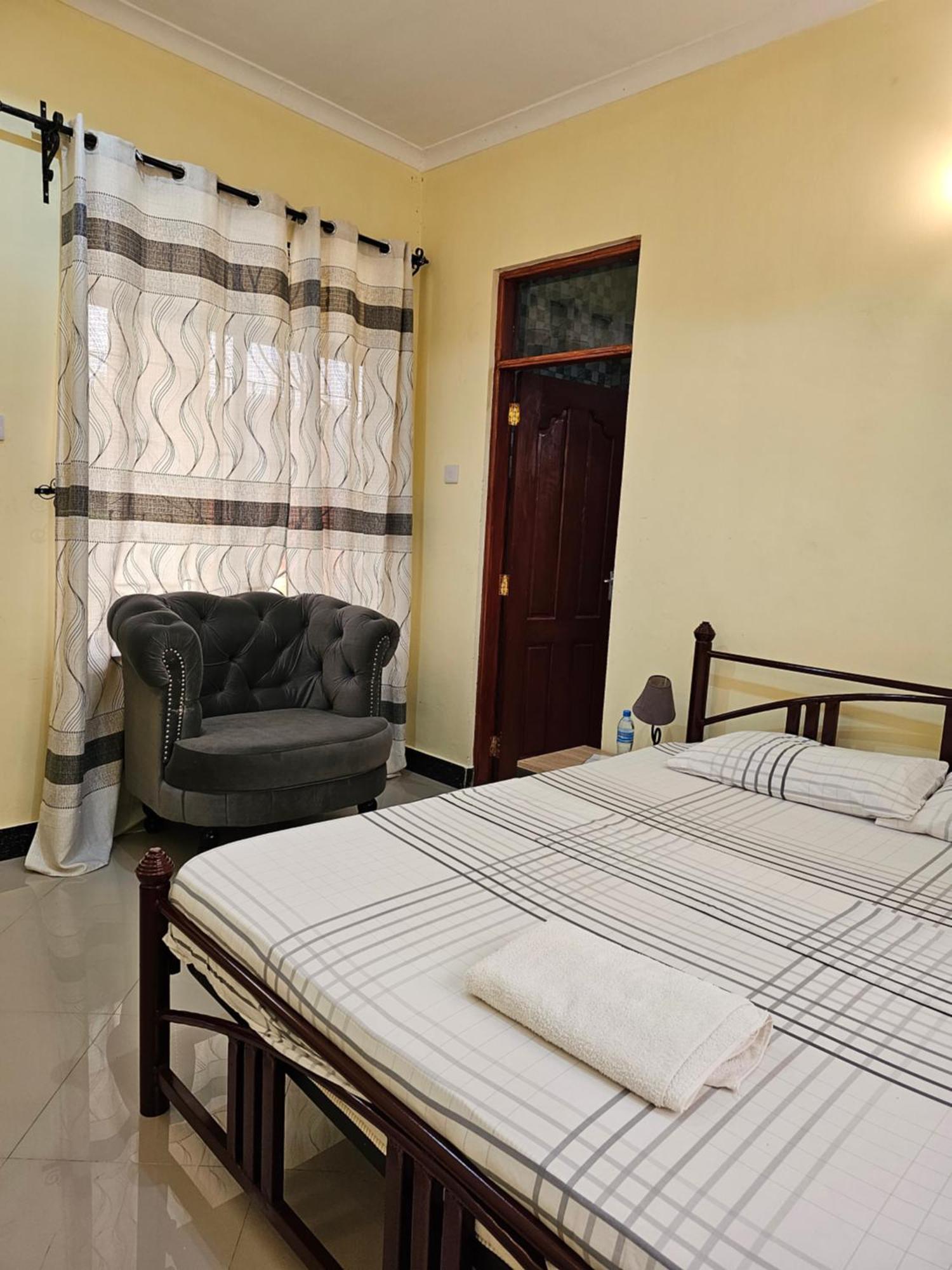 B-More Comfort Stay Boma la Ngombe ภายนอก รูปภาพ