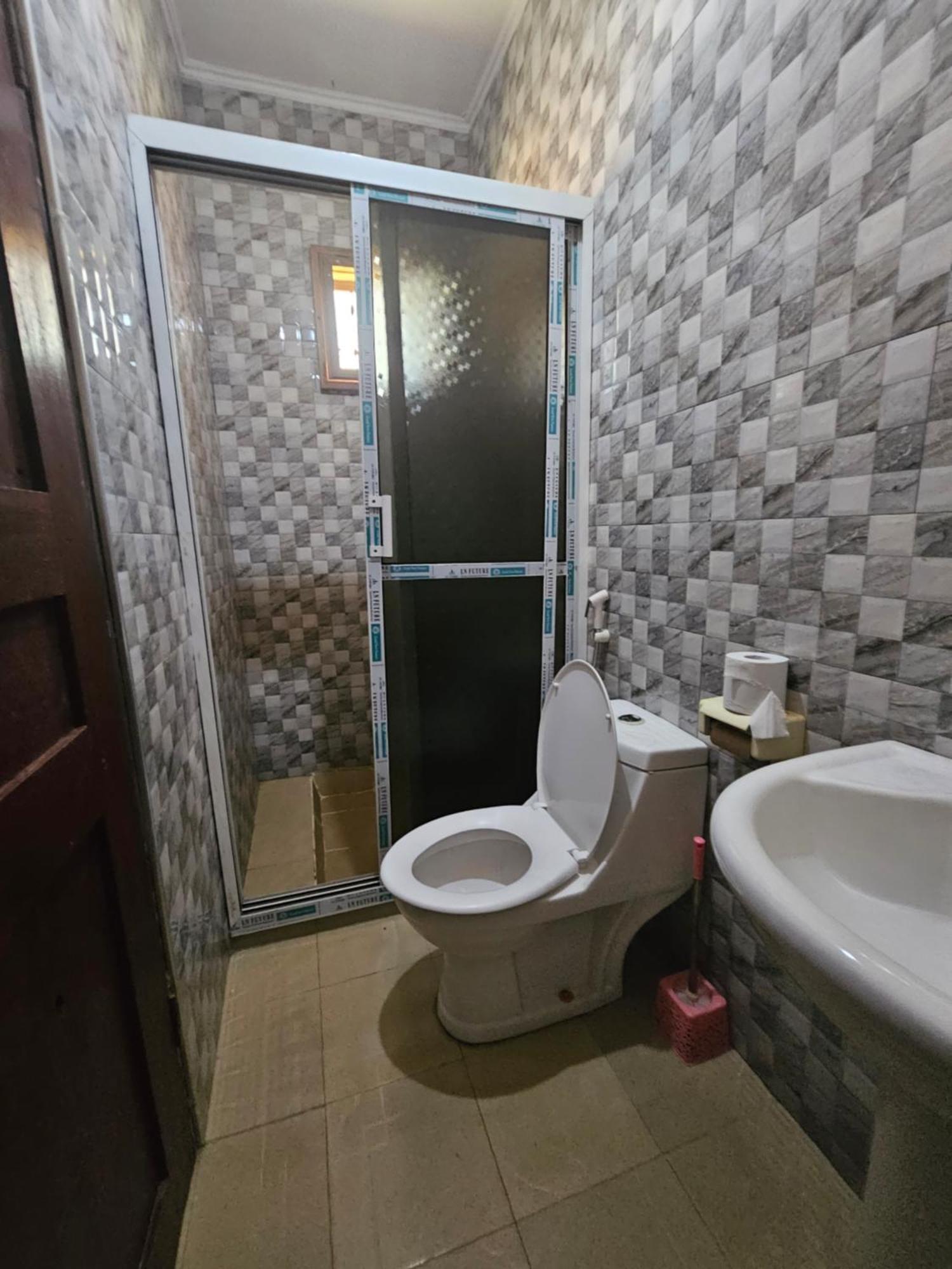 B-More Comfort Stay Boma la Ngombe ภายนอก รูปภาพ